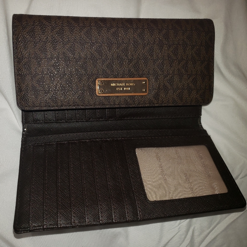 Wallet - Picture 7 of 11